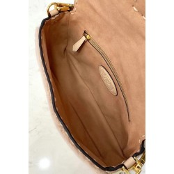 Fendi Medium Baguette Bag In Beige Shearling FBS24212