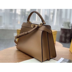 Fendi Peekaboo ISeeU Medium Bag In Beige Leather FBS24279