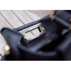 Fendi Peekaboo Medium Bag In Black Calfskin FBS24291