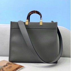 Fendi Sunshine Medium Shopper Bag In Grey Calfskin FBS24409